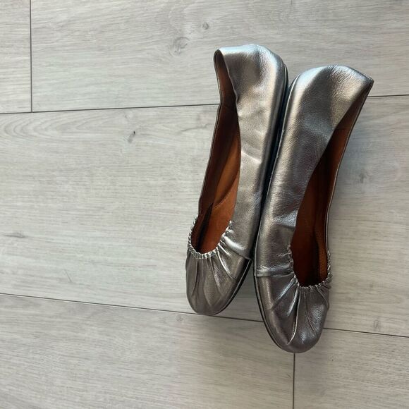 Gentle souls women's flats size 8 - Picture 4 of 8